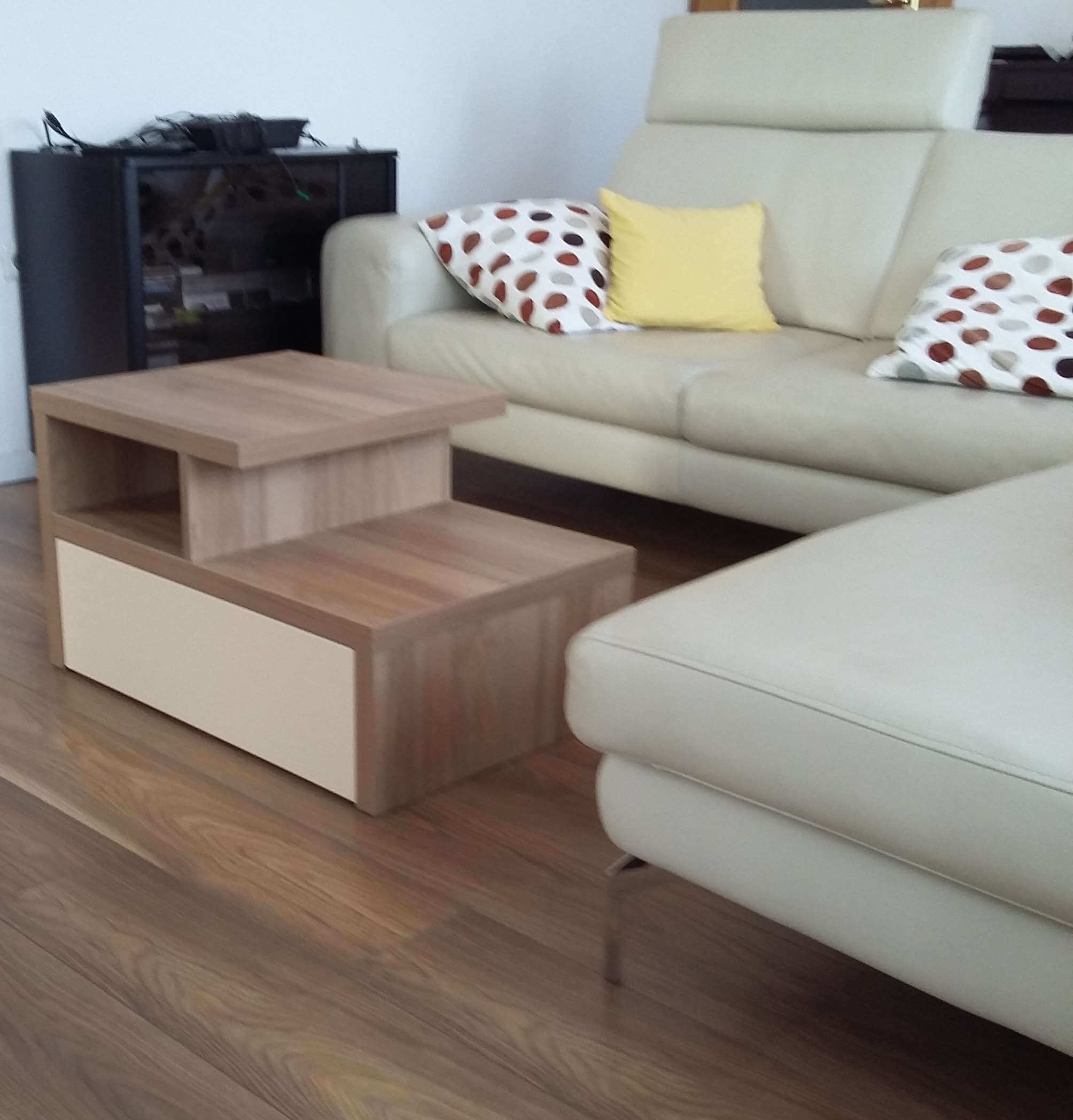 Dnevna soba mizarstva Jašovec Kastelic Kamnik