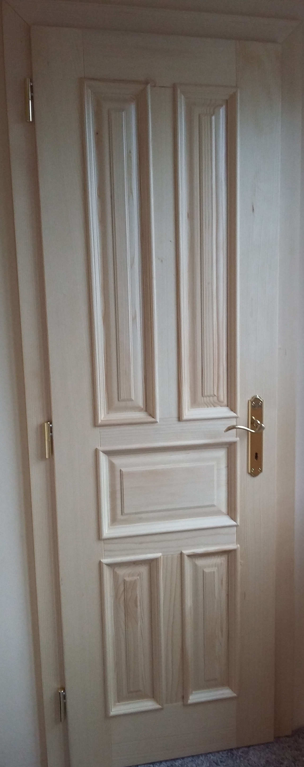 Vrata mizarstva Jašovec Kastelic Kamnik